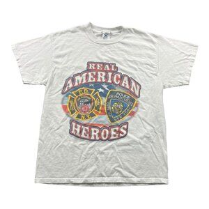 Vintage 2001 American Heroes Delta Brand T-Shirt